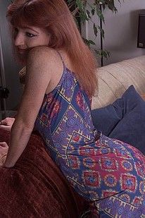 Pretty redhead teen girl masturbating in hot solo action