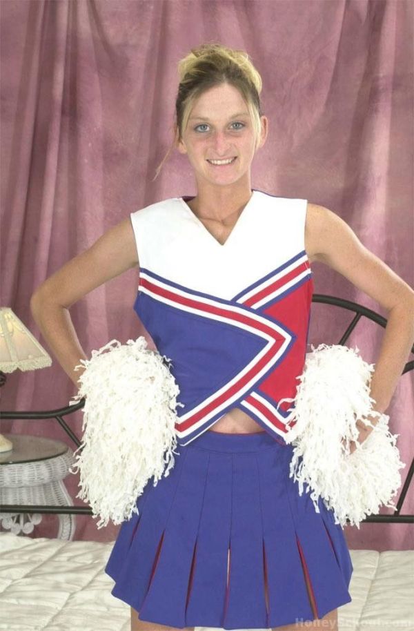 Michelle Vannor Cheerleader