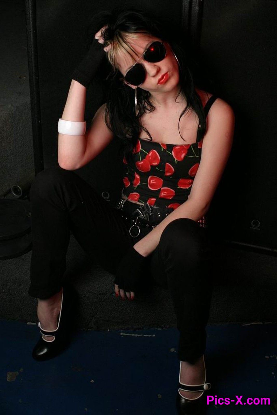 Corset wearing goth girl stripping and posing - Punk Rock Girlfriend - Image 1