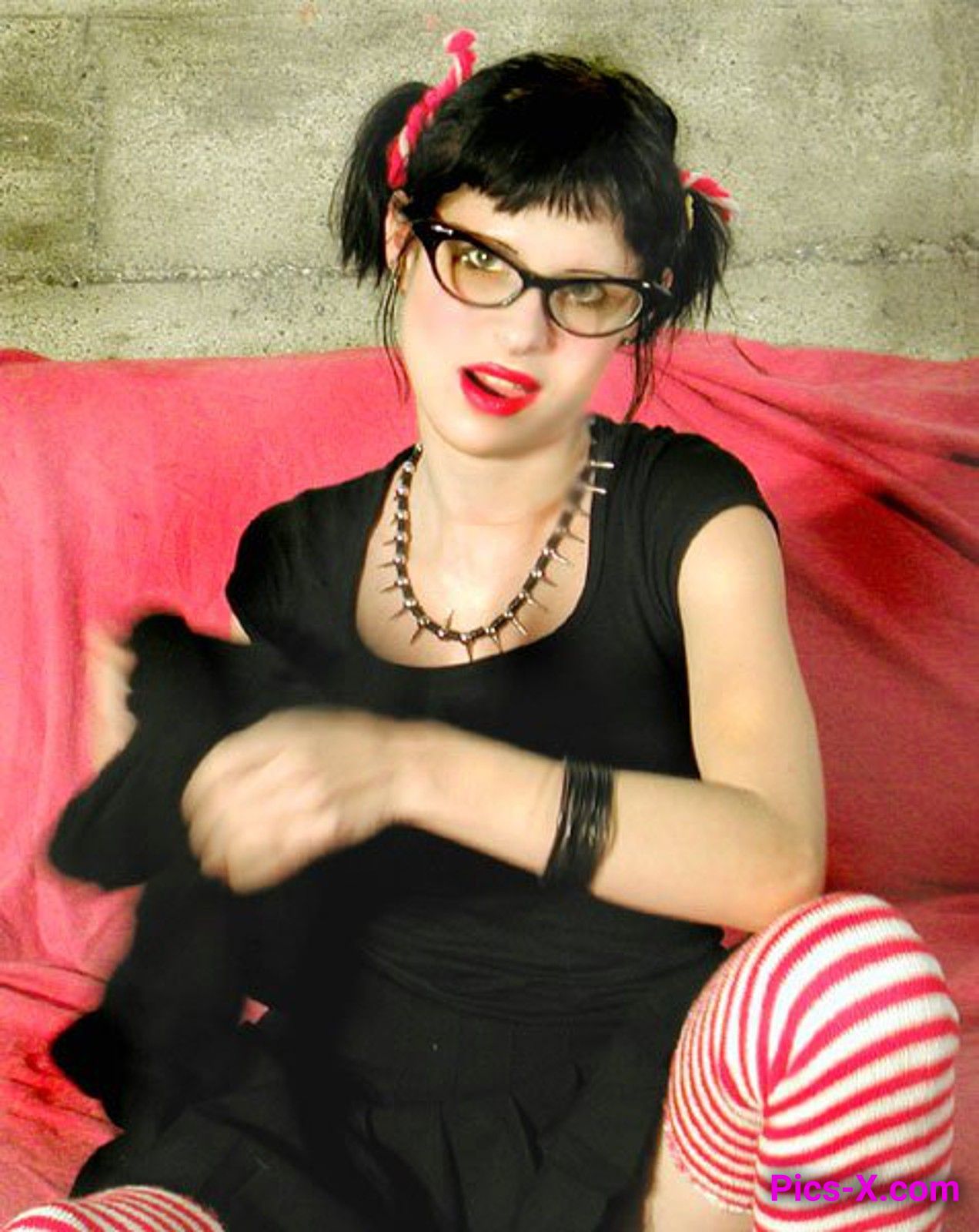 Pigtailed goth girl doign herself with a slim pink vibrator - Punk Rock Girlfriend - Image 1