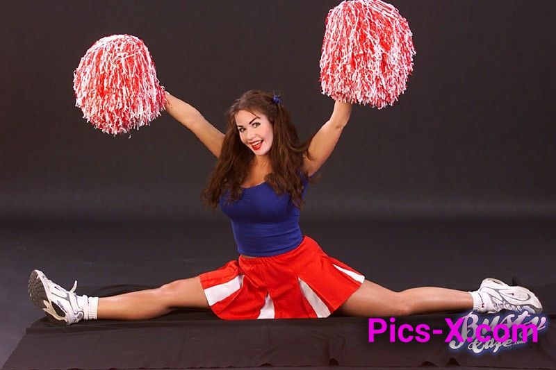 Shannan Leigh Hot Cheerleader - Image 1